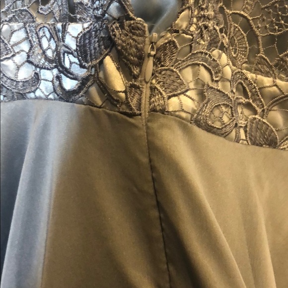 Silver Dress - Picture 6 of 7